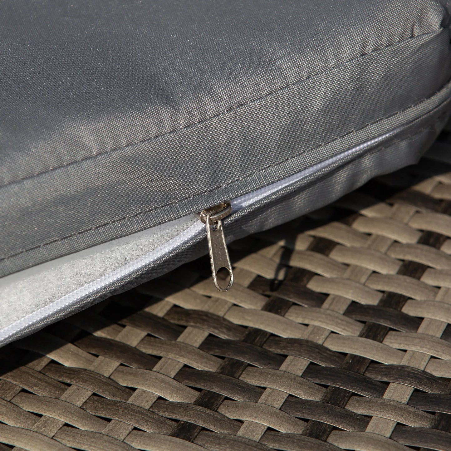 Outdoor Convertible Daybed, 4Pc Furniture Set, Sofa, Coffee Table, Chairs, Gray